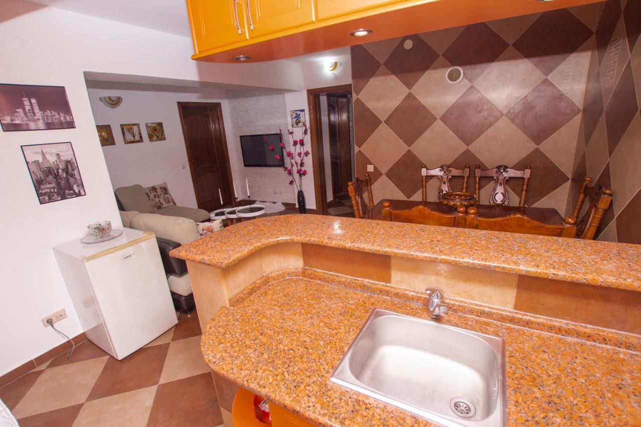 Lea Apartment バール エクステリア 写真