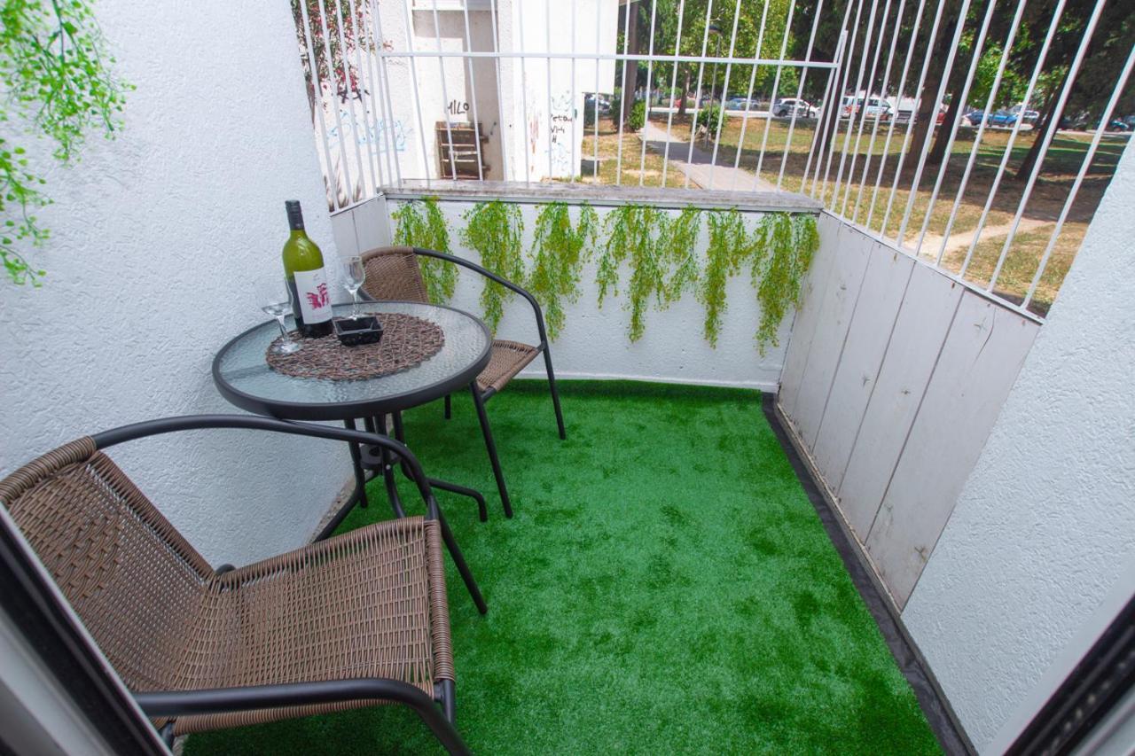 Lea Apartment バール エクステリア 写真